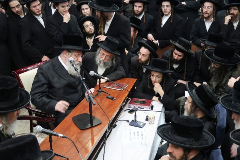 מ.א נוימן