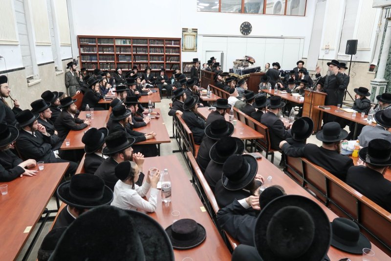 מ.א נוימן