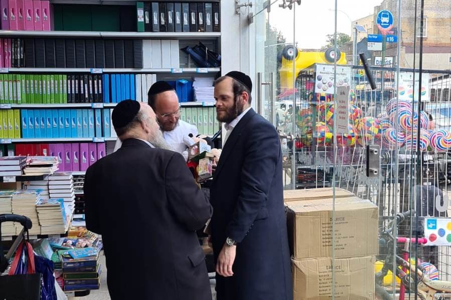 באדיבות המצלם
