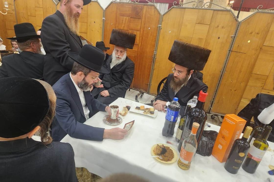 באדיבות המצלם