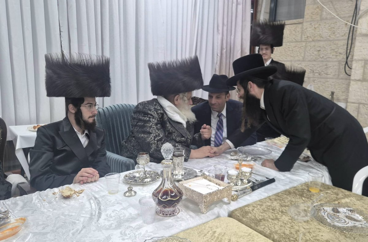 באדיבות המצלם
