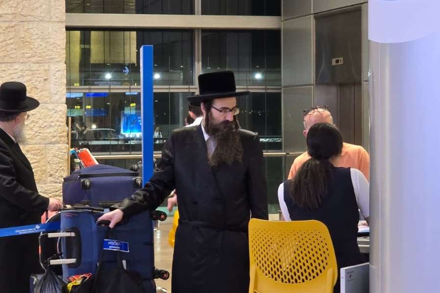 באדיבות המצלם
