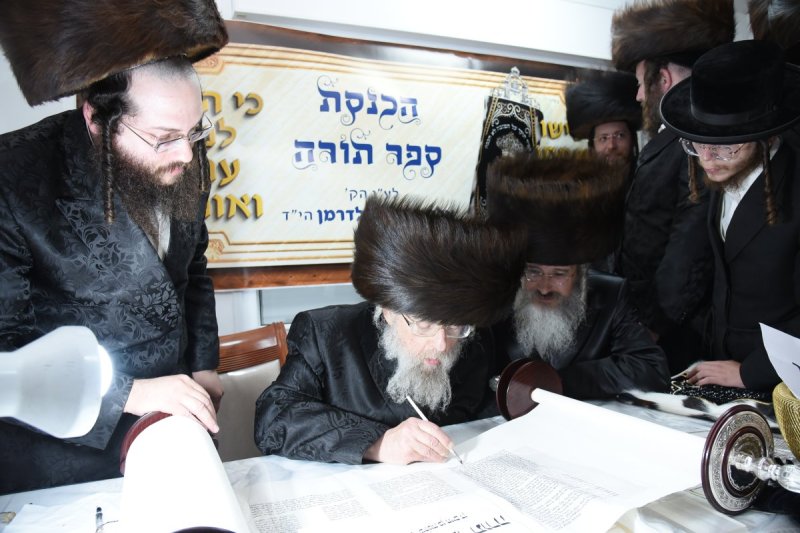 שימי פ.
