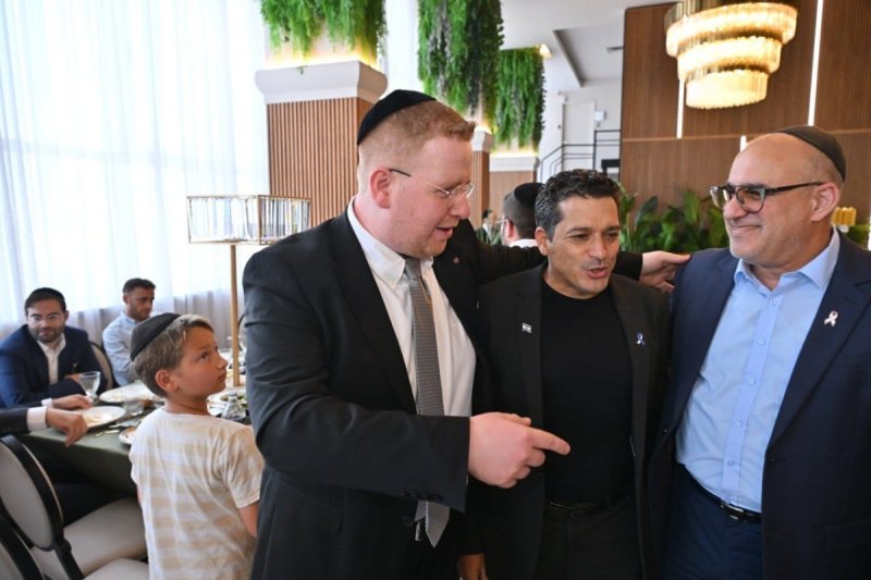 פנחס עמנואל