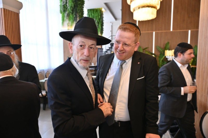 פנחס עמנואל