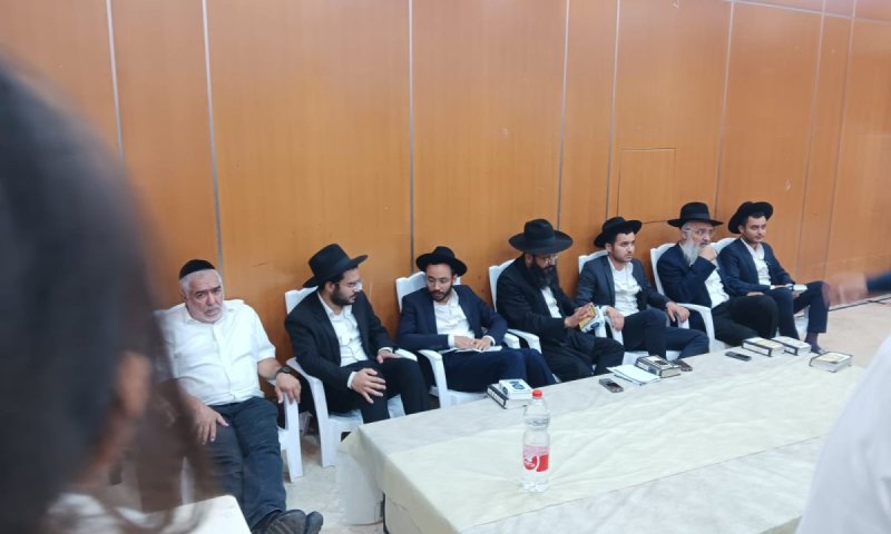 רבי יעיש ישב שבעה; ראשי הישיבות עלו לנחם