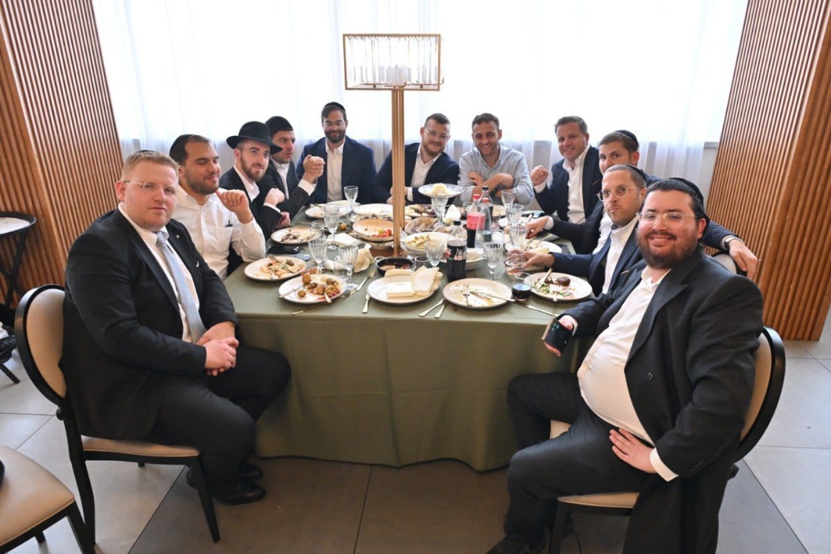 באדיבות המצלם