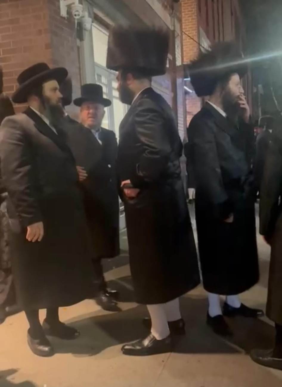 באדיבות המצלם