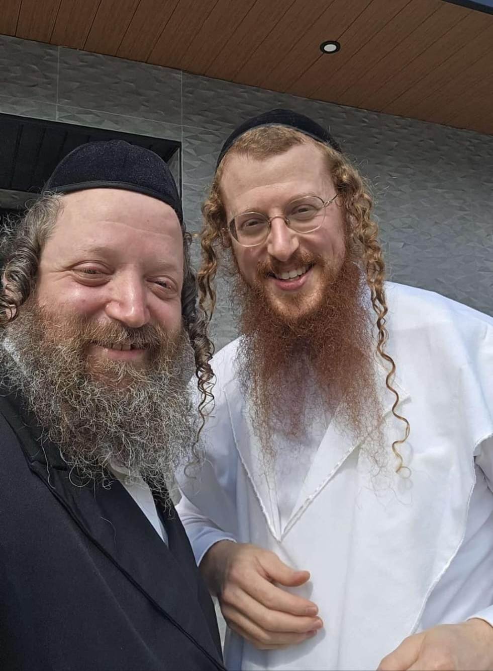 באדיבות המצלם