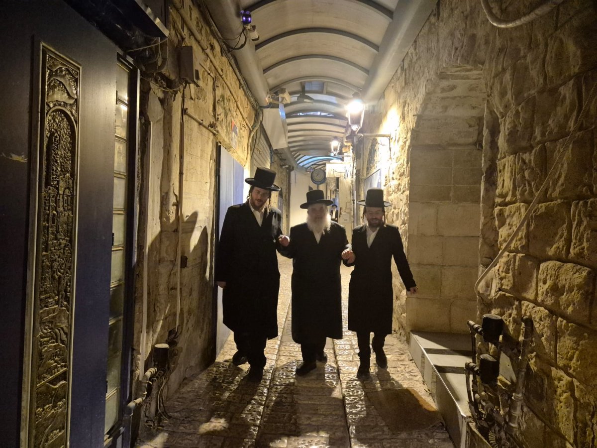 באדיבות המצלם