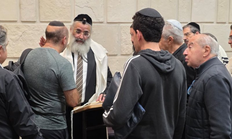 הגאון רבי ישראל אברג'ל חיזק את הקהילות בארה"ב ובמקסיקו