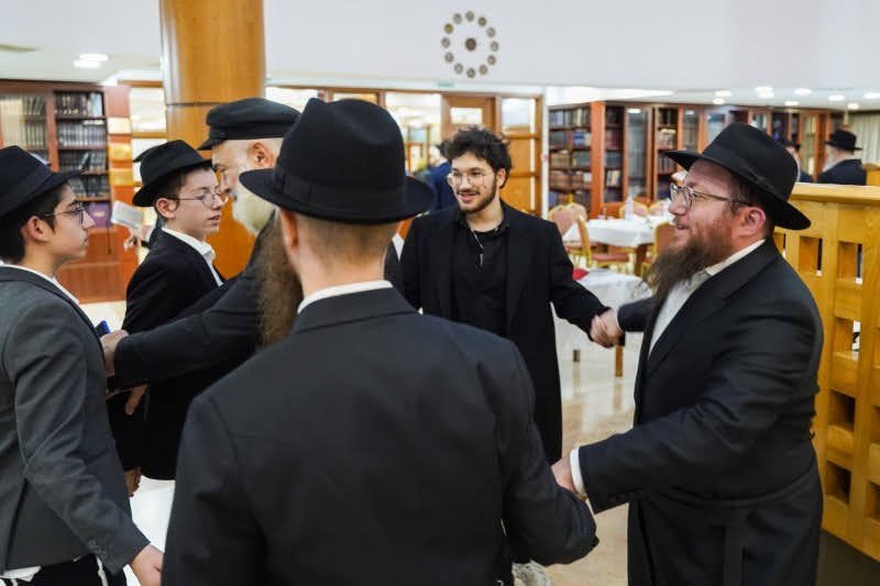לוי נאזרוב