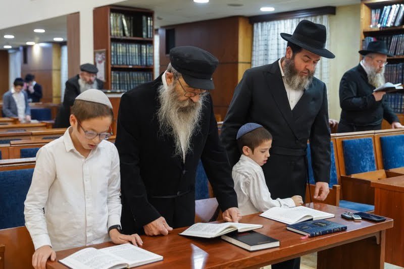לוי נאזרוב