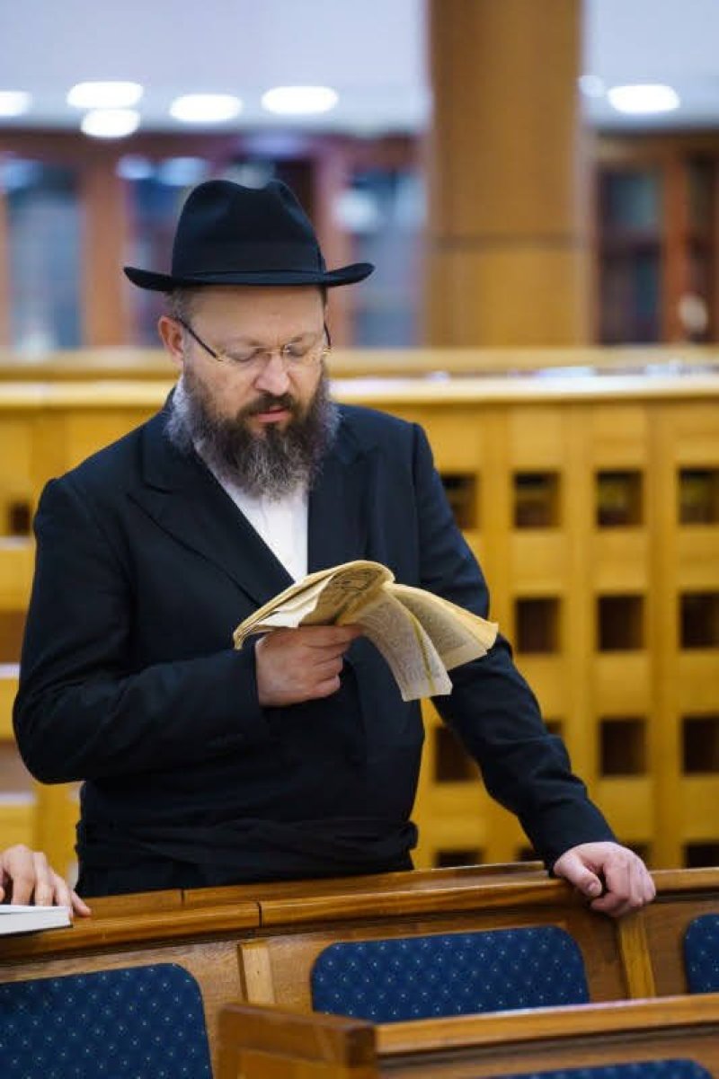 לוי נאזרוב