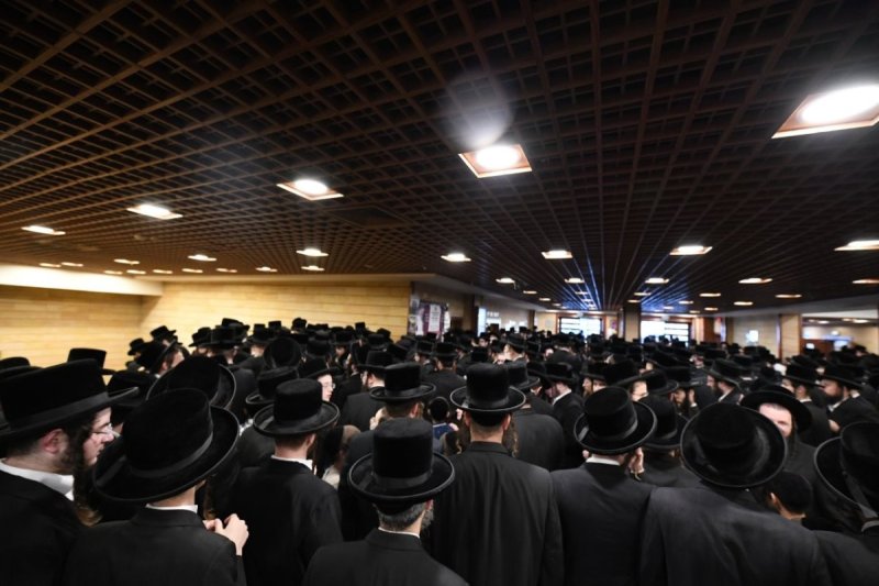 אנשיל בעק