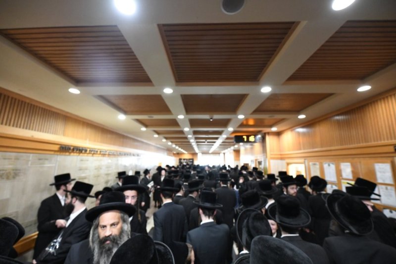 אנשיל בעק