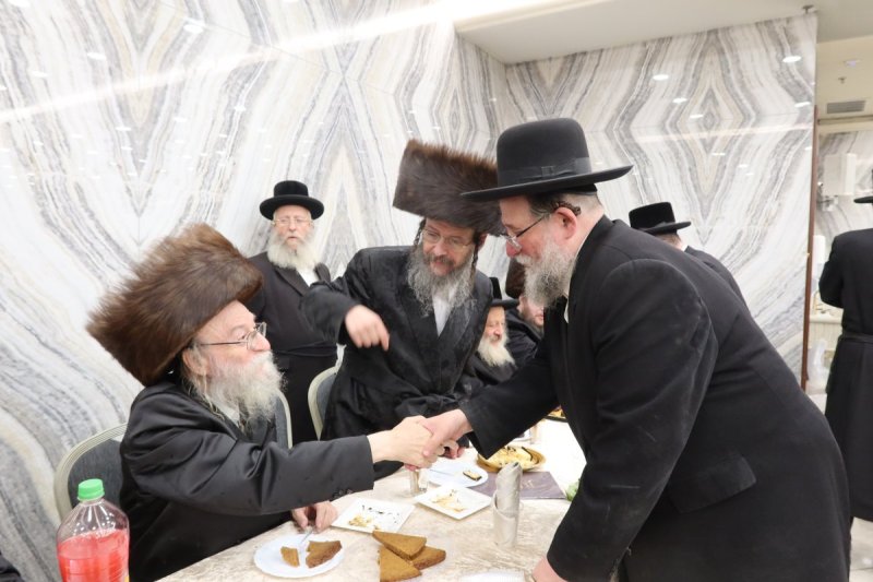 נ.ה