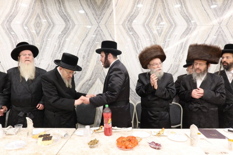 נ.ה