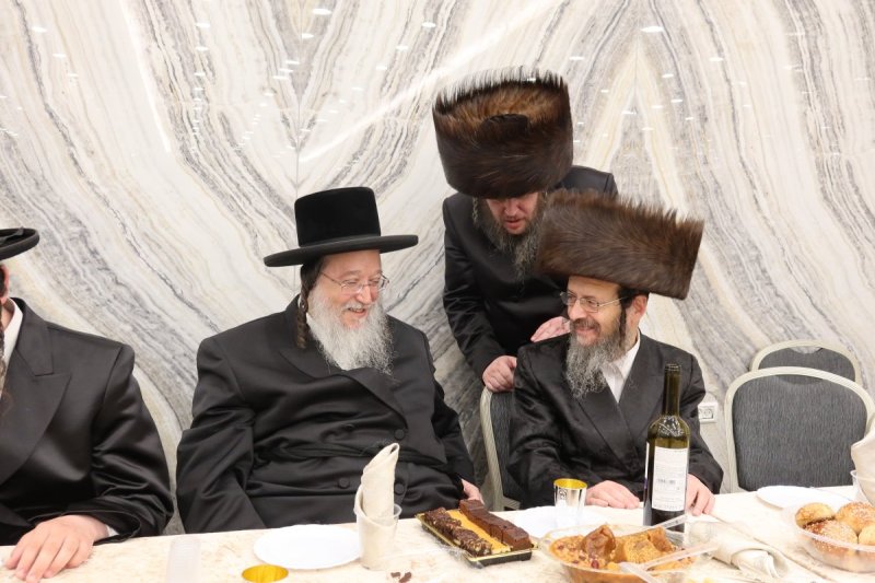 נ.ה