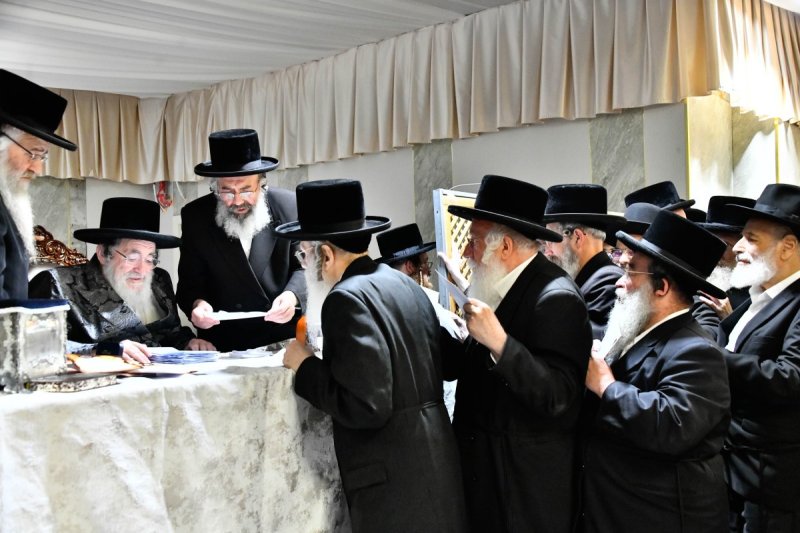 שוקי לרר