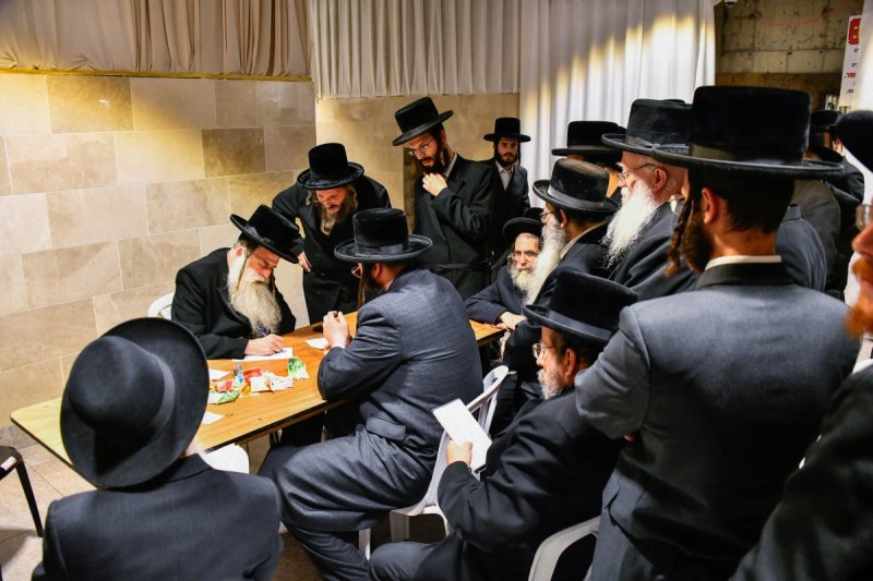 שוקי לרר