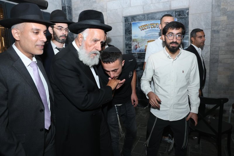 נועם אליהו