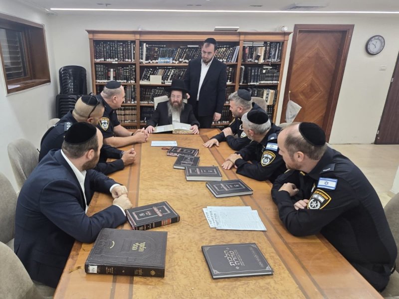 יח"צ
