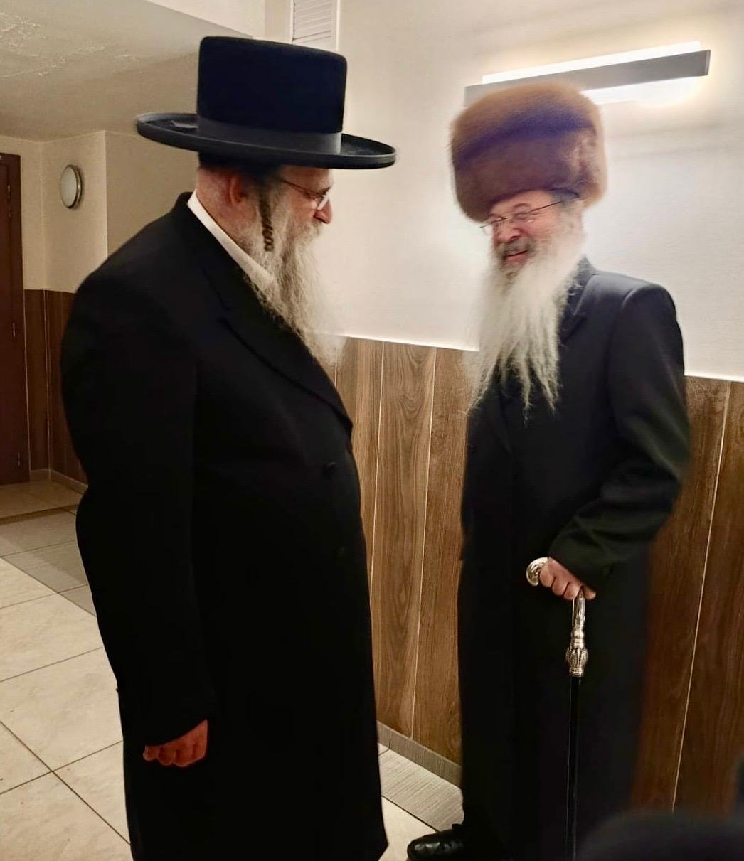 באדיבות המצלם