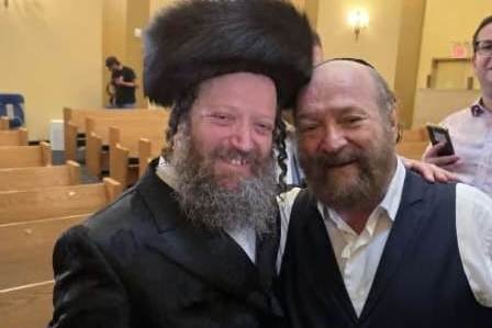 באדיבות המצלם