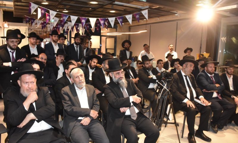 מענה לאלפים: נחנך בית ההוראה העולמי של ערוץ 2000 