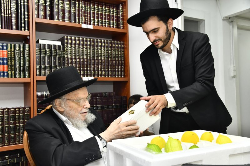 שוקי לרר