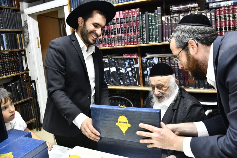 שוקי לרר