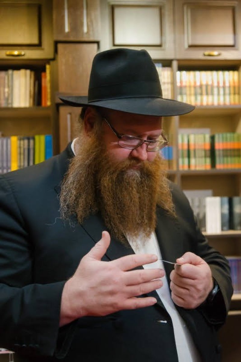 לוי נאזרוב