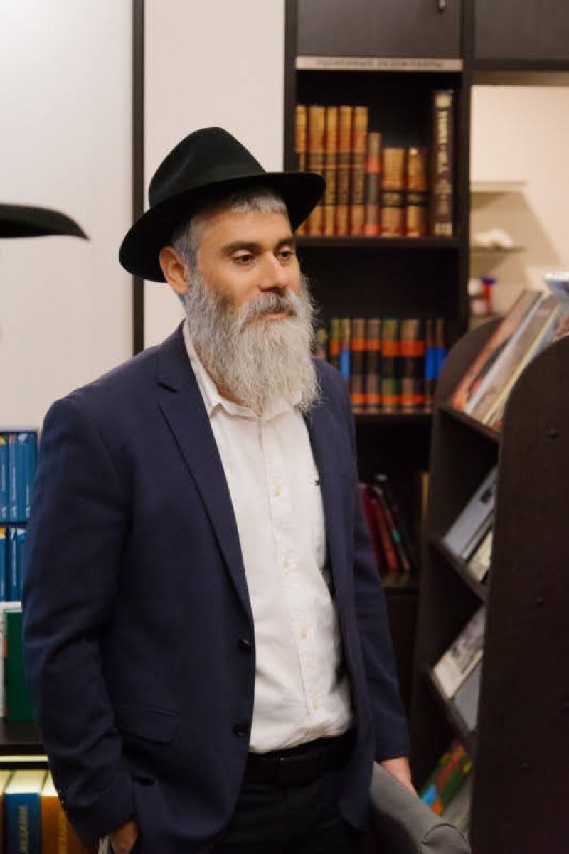 לוי נאזרוב