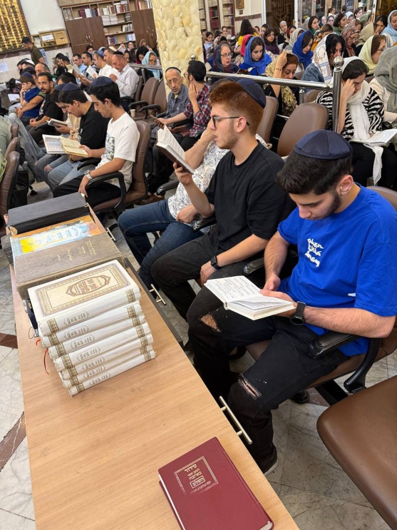 באדיבות המצלם