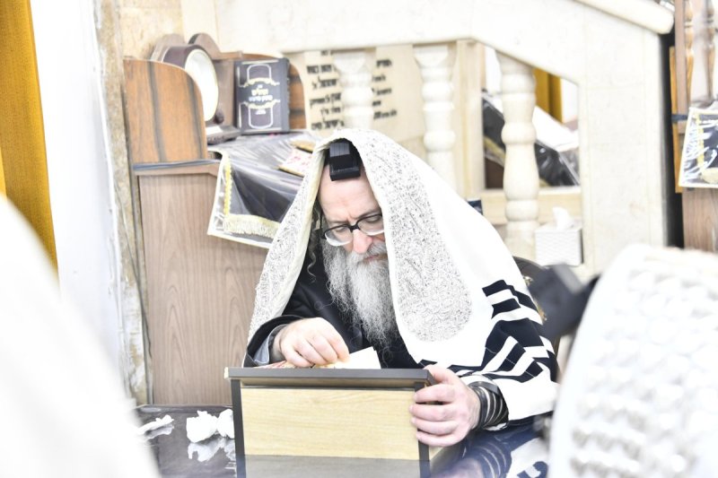 שוקי לרר