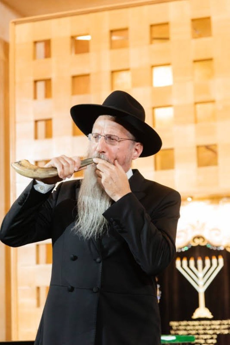 לוי נאזרוב
