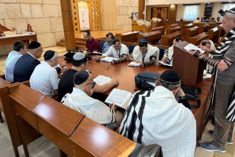 לוי נאזרוב