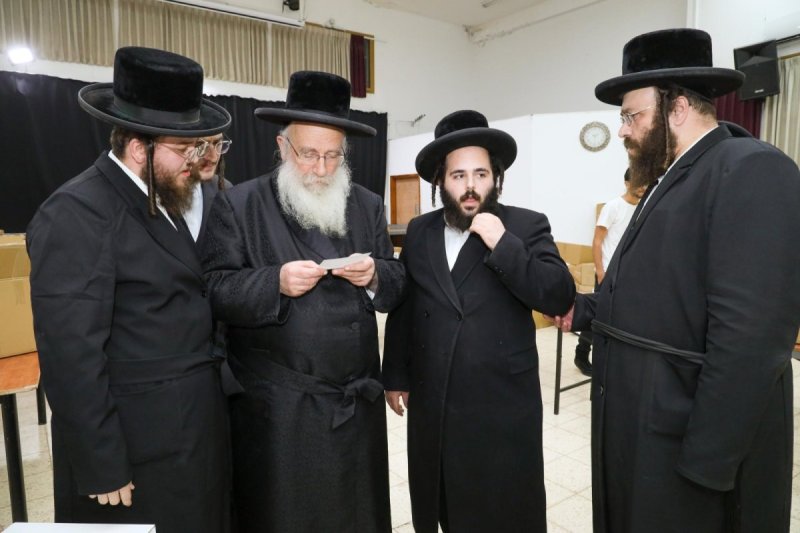 דובי קורן
