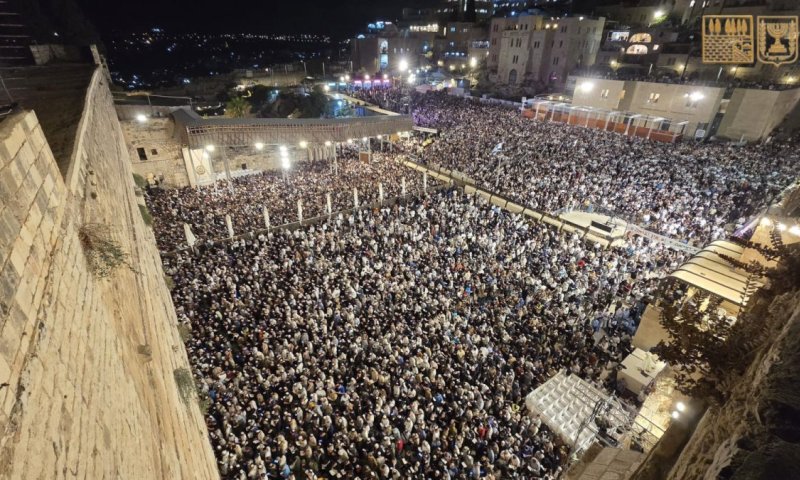 שורדת השבי אמילי דמארי: "התרגשתי לשמוע את הסליחות בשבי חמאס"