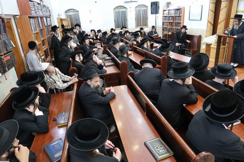 מ.א נוימן