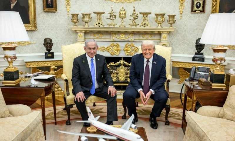 "ייתכן שאגיע כבר ביום ראשון": טראמפ רומז להסכם המתגבש בין ישראל לחמאס
