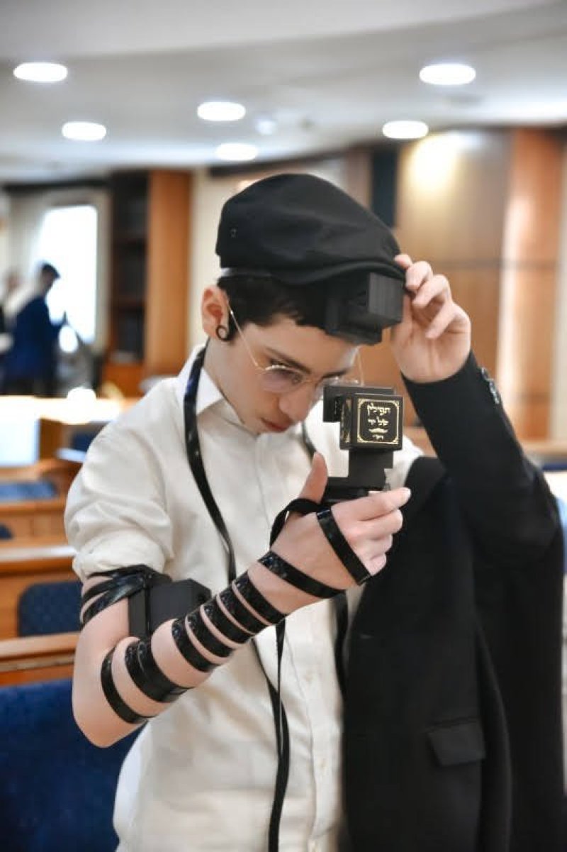 לוי נאזרוב