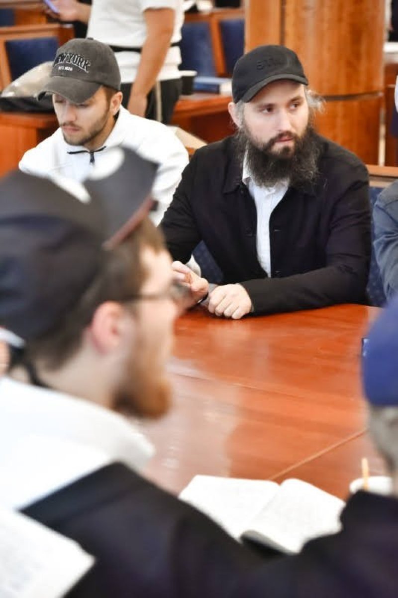 לוי נאזרוב