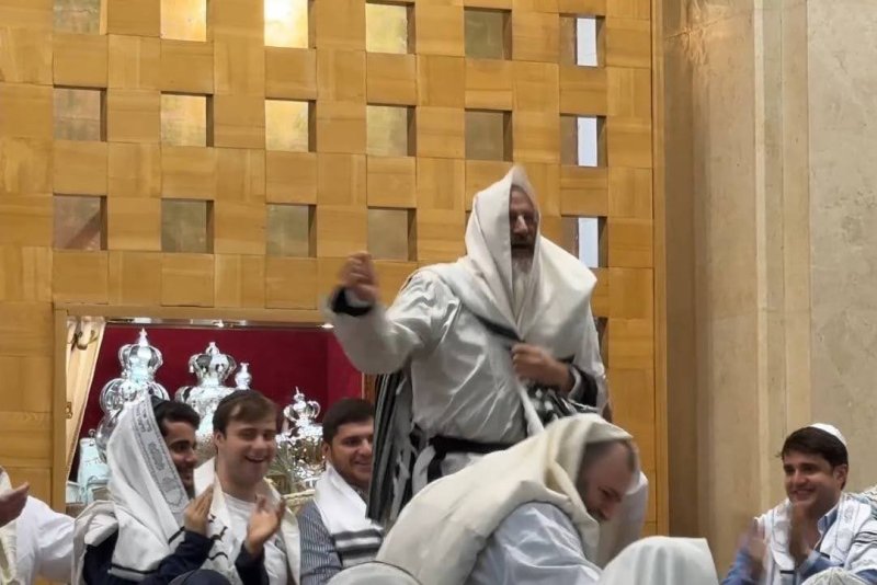 לוי נאזרוב