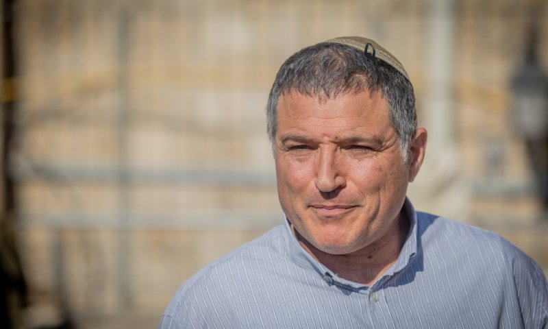 ערב המינוי: המפגש התמוה של ראש השב"כ המיועד עם איש השירות שיעמוד לדין