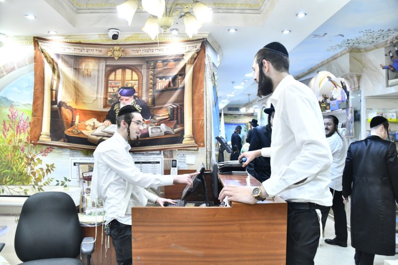 שוקי לרר