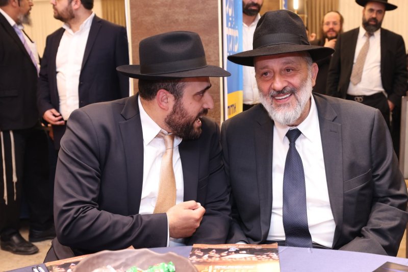 יעקב נחומי
