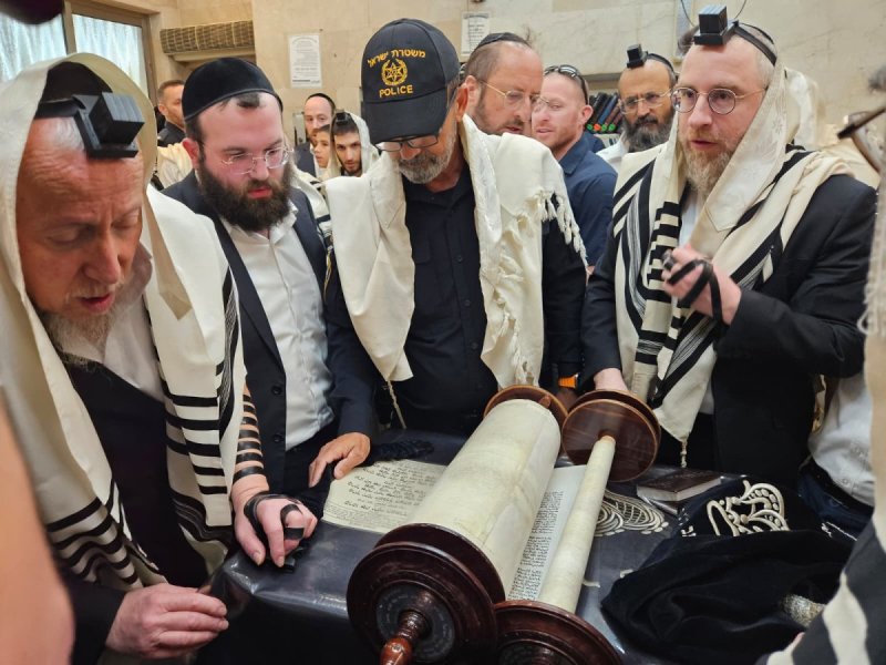 נועם אליהו