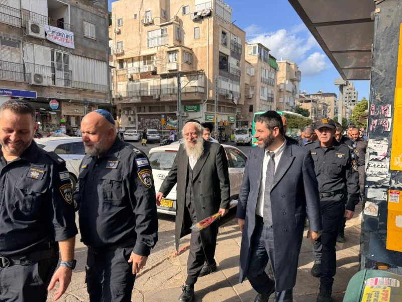 נועם אליהו